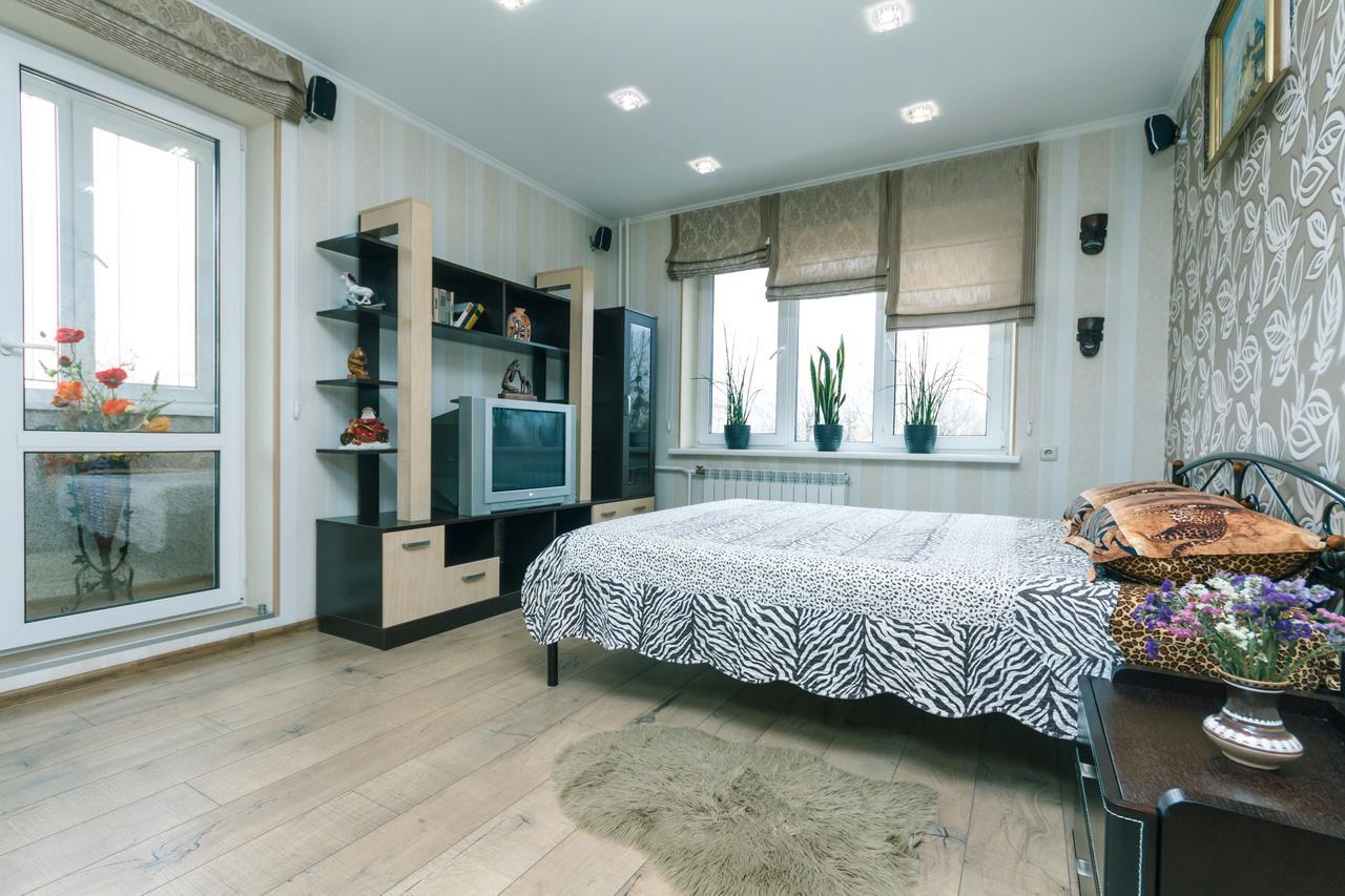 Apartment On Sevastopolska Square 基輔 外观 照片